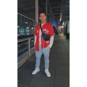 Meet your Posher, Edwin